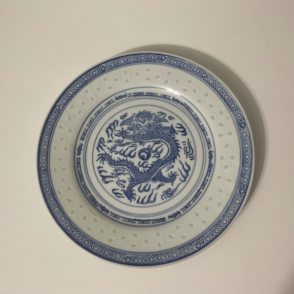 VTG Blue White Chinese Porcelain Dragon Rice Eye Plate - Picture 1 of 4